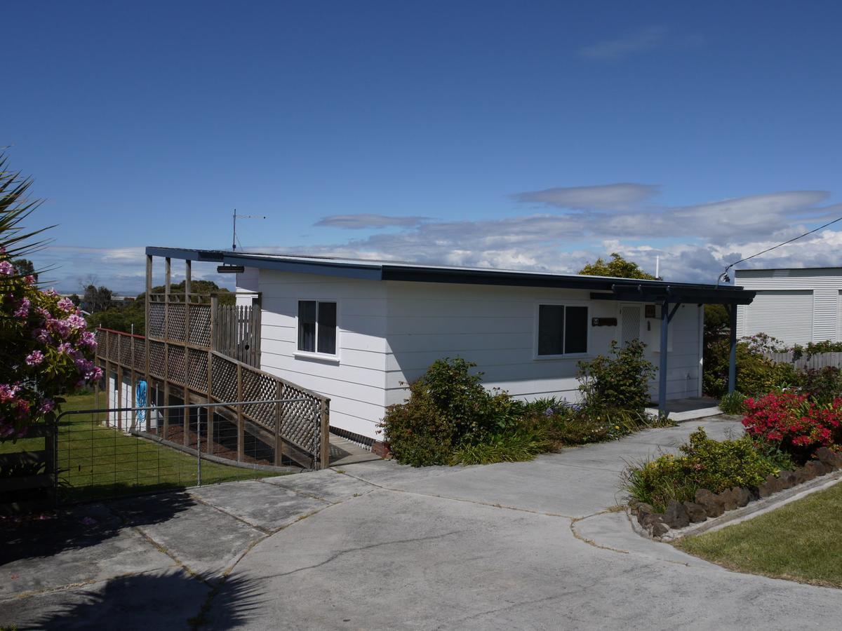 Prime Location - Totally Refurbished Apartment Bridport Exterior photo