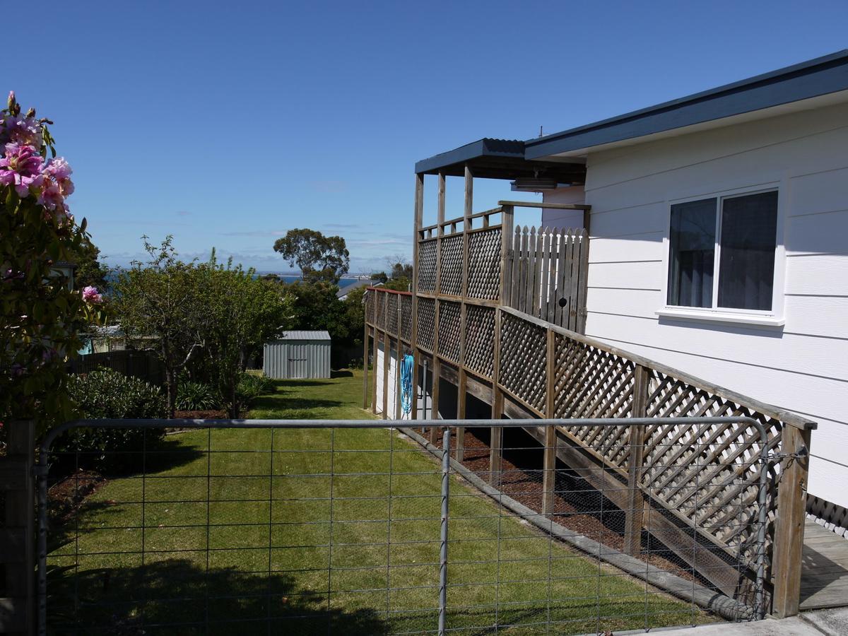 Prime Location - Totally Refurbished Apartment Bridport Exterior photo